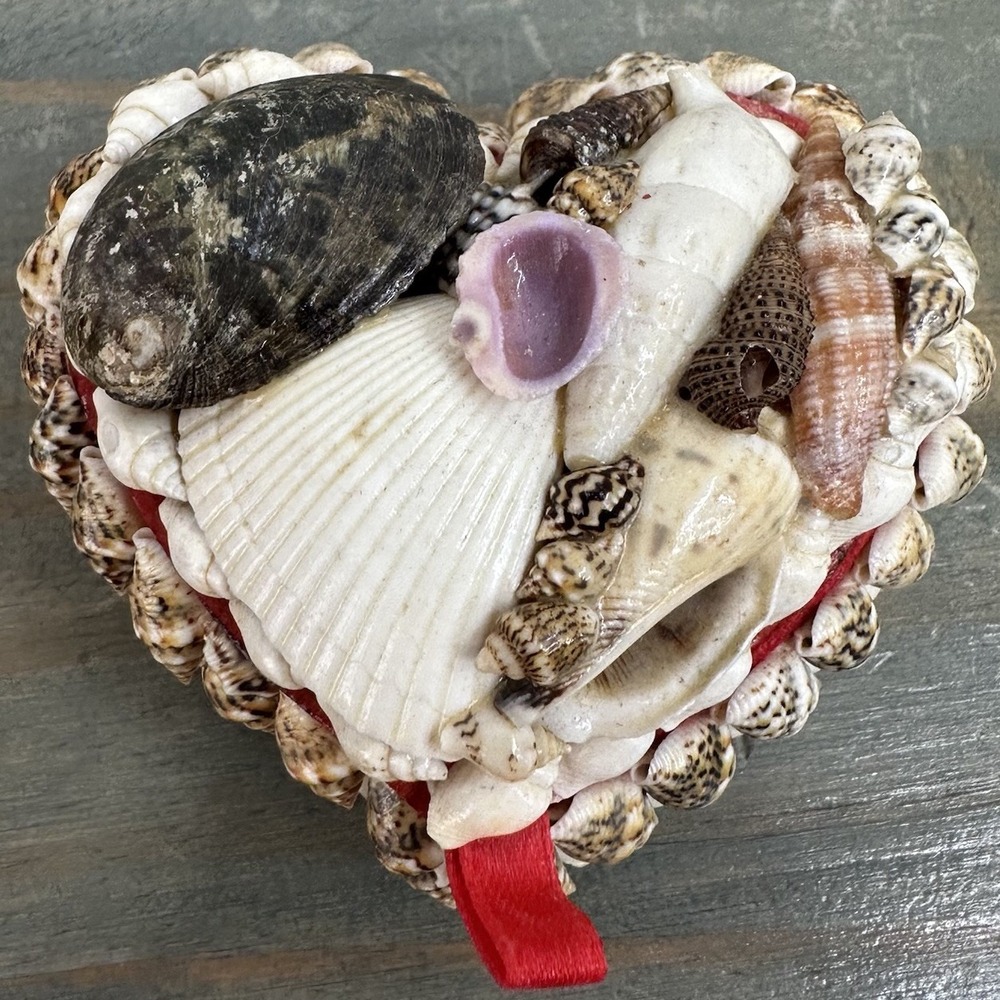Heart Shaped Vintage Small Seashell Jewelry Trinket Box Handmade Red Lining 3"